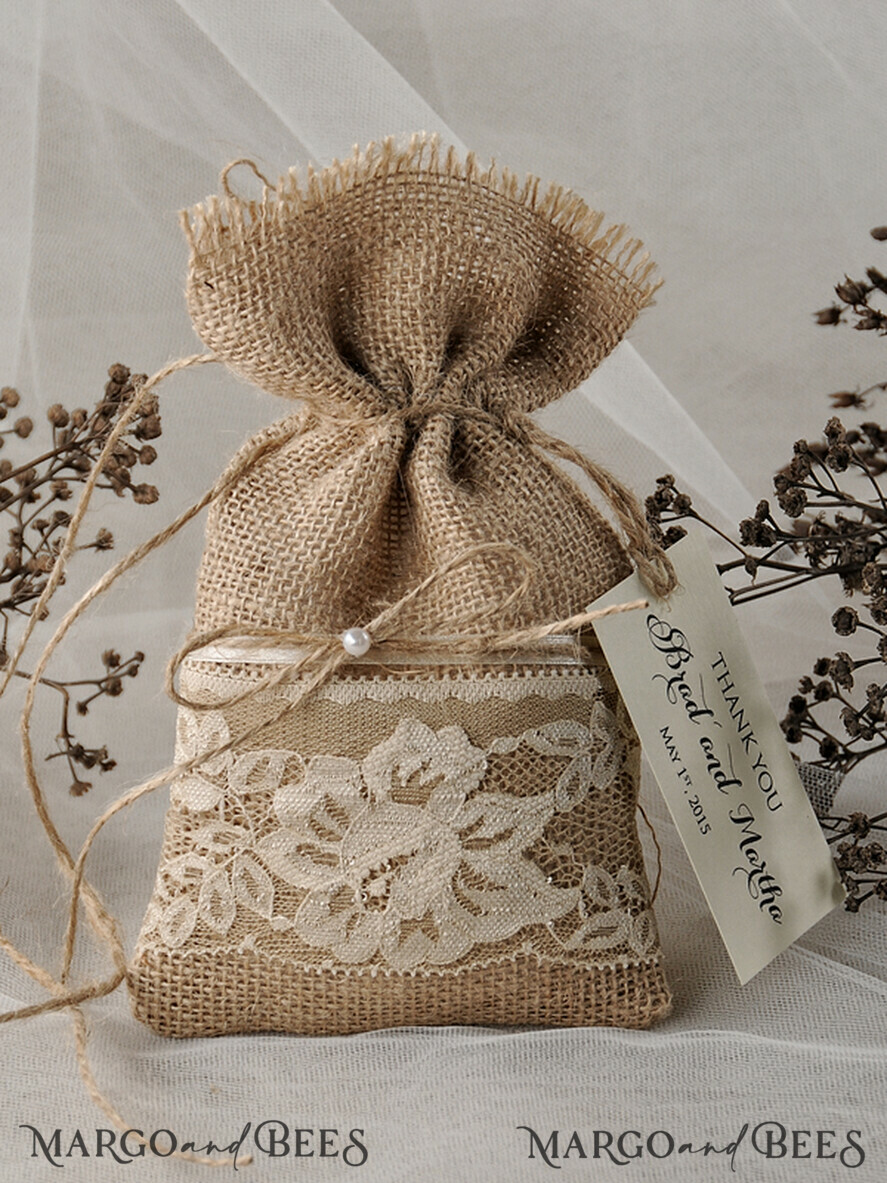 HOCHZEITSGESCHENKE Rustikale Jutesäckchen als Geschenke Hochzeitsgeschenke Ideen, Rustikale Jute-Geschenktüten
