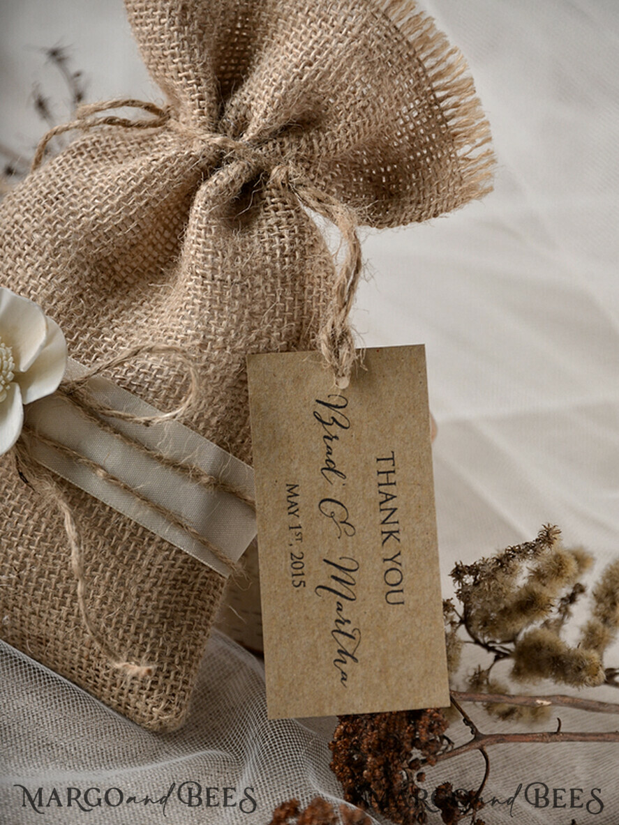 HOCHZEITSGESCHENKE Rustikale Jutesäckchen als Geschenke niedliche Hochzeitsgeschenkekarten, maßgeschneiderte rustikale Jutesäckchen