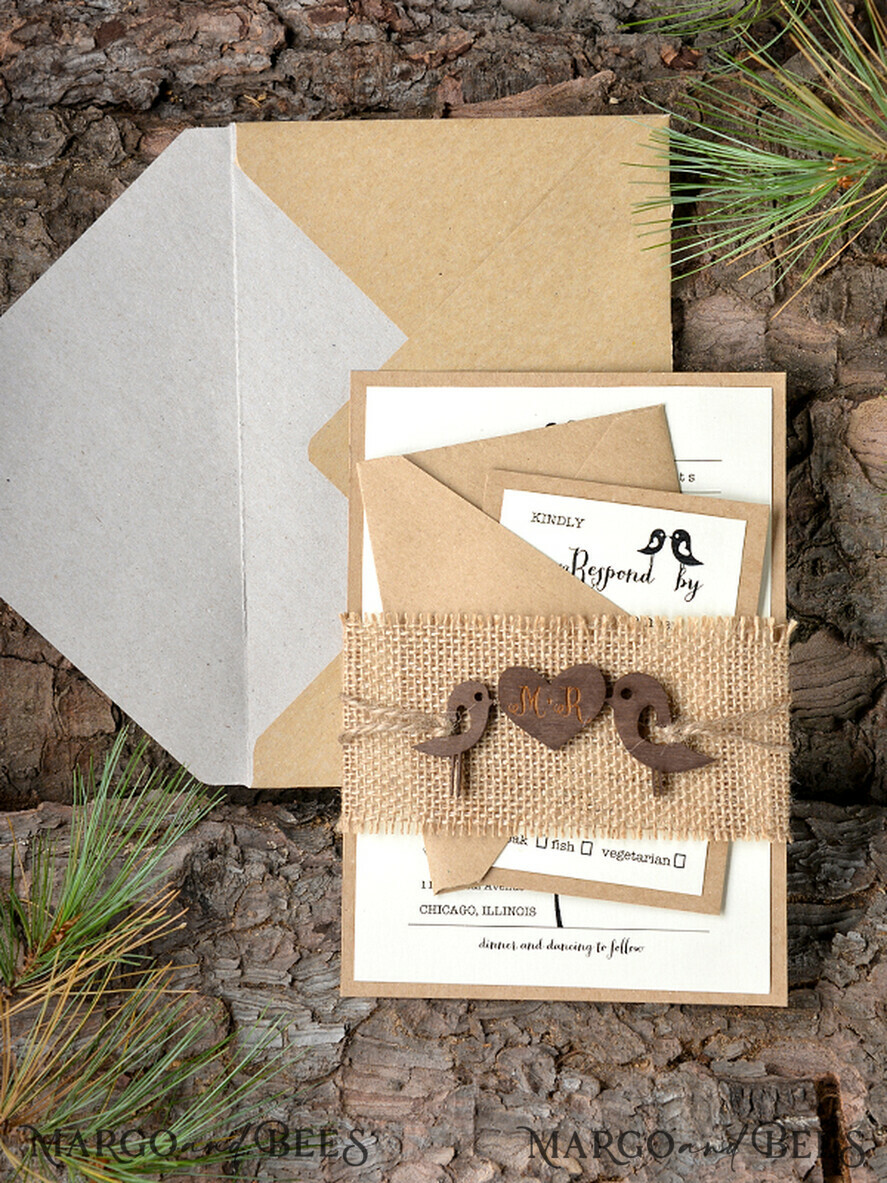 HOCHZEITS EINLADUNGEN Wald / Berge / Waldlandschaft Thema rustikale Holzbriefpapier