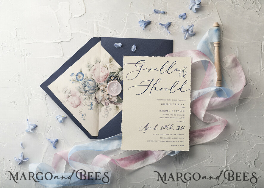 HOCHZEITS EINLADUNGEN Elegante Einladungen Klassische Karten Vintage Blumenhochzeitseinladungen, minimalistische rosa Hochzeitseinladungen, zarte königsblaue Hochzeitskarten mit handgefärbtem Band, handgemachte Hochzeitspapeterie.