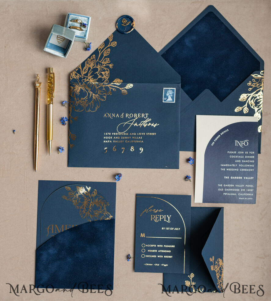 HOCHZEITS EINLADUNGEN Gold / Roségold / Silber / Glitzer Elegante Bogen-Hochzeitseinladungen Marineblau, Samt-Tasche Dunkelblau Gold Moderne Hochzeit, Hochzeitseinladungsset, Bogen-Samt-Taschen Einladungset