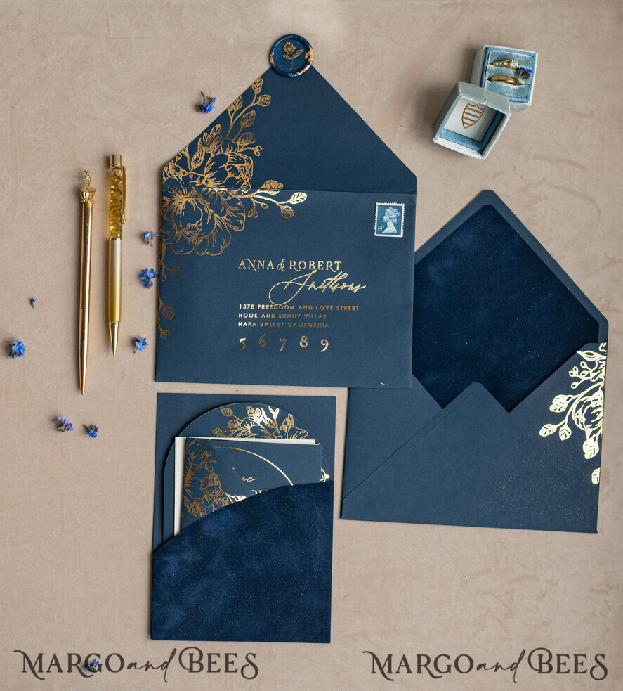 HOCHZEITS EINLADUNGEN Gold / Roségold / Silber / Glitzer Elegante Bogen-Hochzeitseinladungen Marineblau, Samt-Tasche Dunkelblau Gold Moderne Hochzeit, Hochzeitseinladungsset, Bogen-Samt-Taschen Einladungset