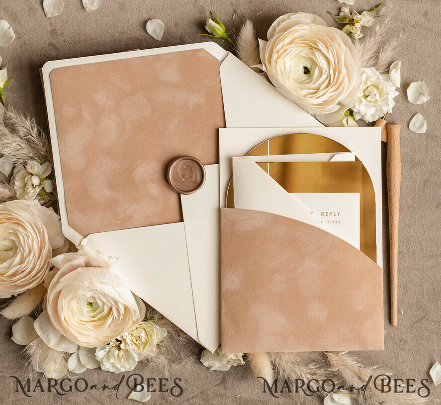 HOCHZEITS EINLADUNGEN Gold / Roségold / Silber / Glitzer Luxuriöse Arch Gold Acryl Hochzeitsinvitation Suite, Velvet Pocket beige Hochzeitskarten, Glamour Hochzeitskarten