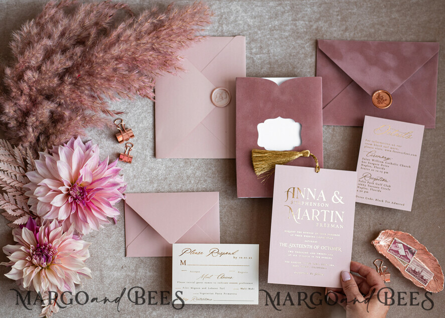 HOCHZEITS EINLADUNGEN Gold / Roségold / Silber / Glitzer Glamour-Pink Velvet-Hochzeitskarten, luxuriöse goldene Quaste Hochzeitsinvitation Suite, romantische Blush-Pink arabische Hochzeitskarten, elegante goldene Glanz-Hochzeitseinladungen.