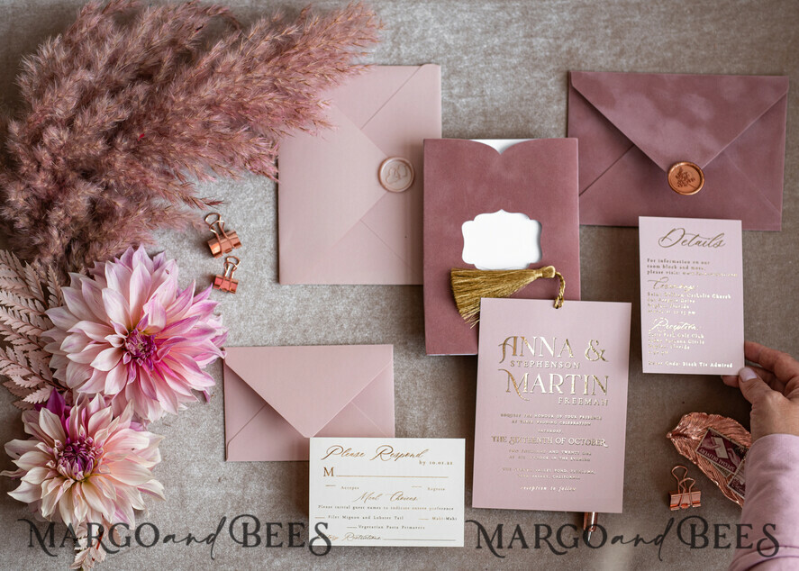 HOCHZEITS EINLADUNGEN Gold / Roségold / Silber / Glitzer Glamour-Pink Velvet-Hochzeitskarten, luxuriöse goldene Quaste Hochzeitsinvitation Suite, romantische Blush-Pink arabische Hochzeitskarten, elegante goldene Glanz-Hochzeitseinladungen.