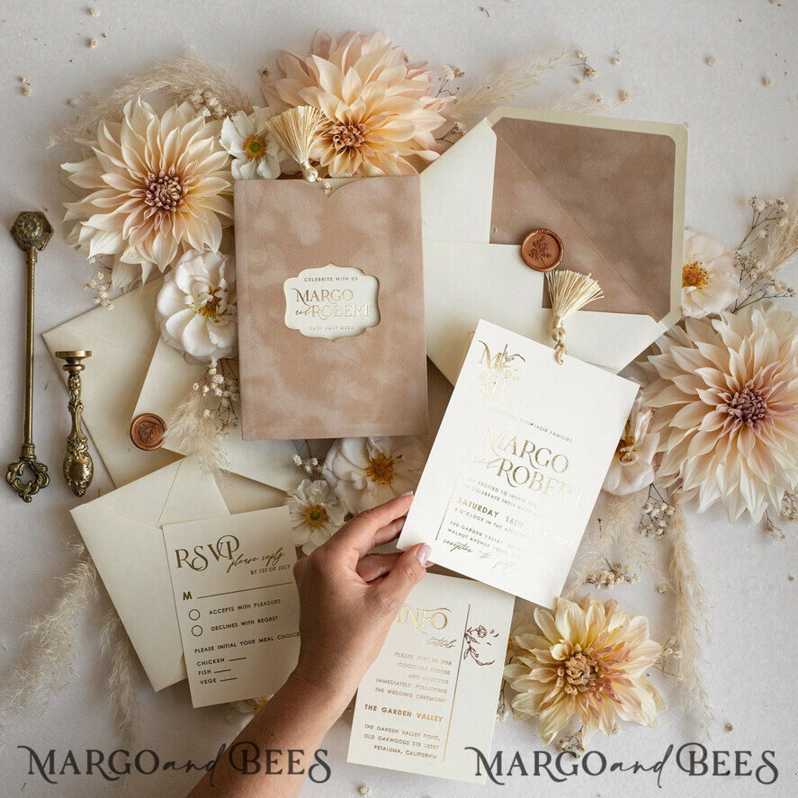 HOCHZEITS EINLADUNGEN Gold / Roségold / Silber / Glitzer Maßgeschneiderte Hochzeitskarten aus Samt mit Cremetasche, elegante goldene Quaste Hochzeitskarten, goldene Hochzeitsladung, Luxus-Hochzeitskarten
