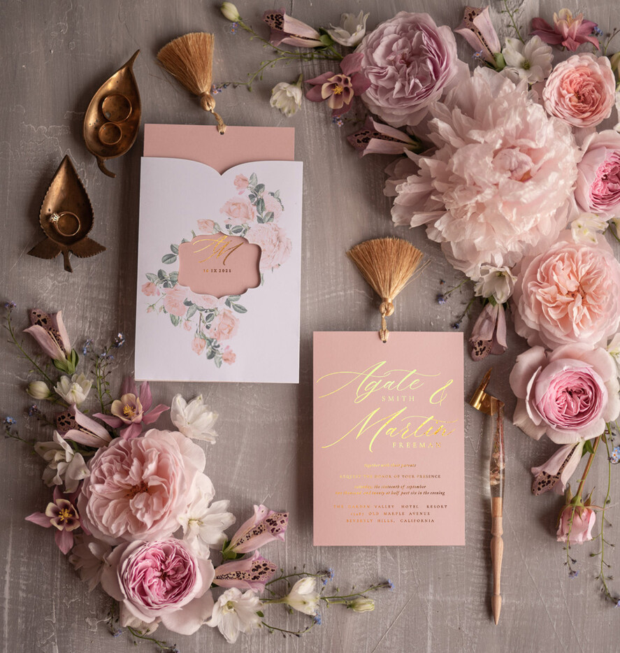 HOCHZEITS EINLADUNGEN Gold / Roségold / Silber / Glitzer Glamour Golden Shine Hochzeitseinladungsset, romantische blassrosa Hochzeitseinladungen, luxuriöse arabische Hochzeitskarten mit goldenen Quasten, elegante florale Hochzeitseinladungen.