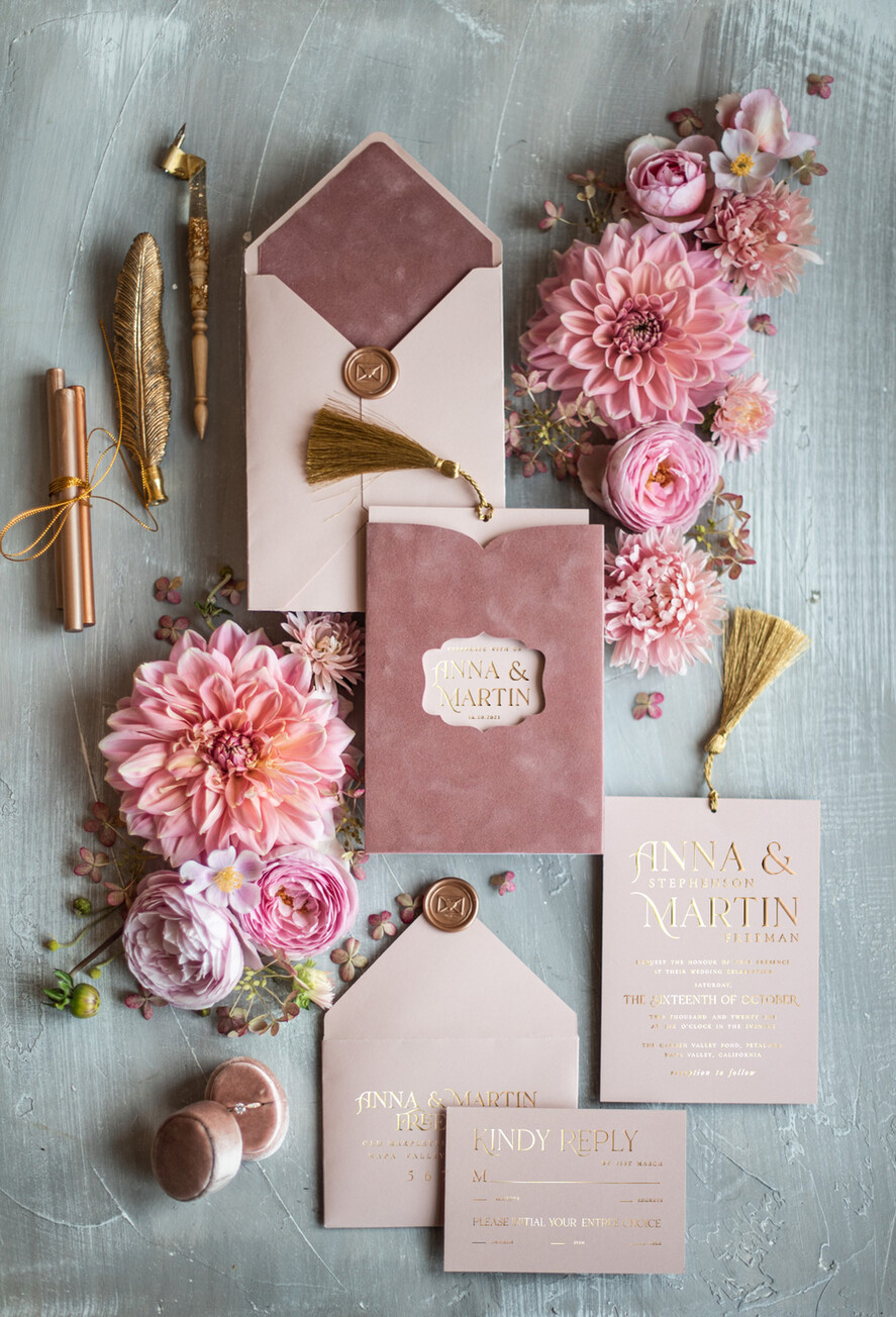 HOCHZEITS EINLADUNGEN Gold / Roségold / Silber / Glitzer Glamour Pink Samt Hochzeitskarten, Luxus Goldene Quaste Hochzeits Einladungssuite, Romantische Blush Pink Arabische Hochzeitskarten, Elegante Goldene Glanz HochzeitsEinladungen