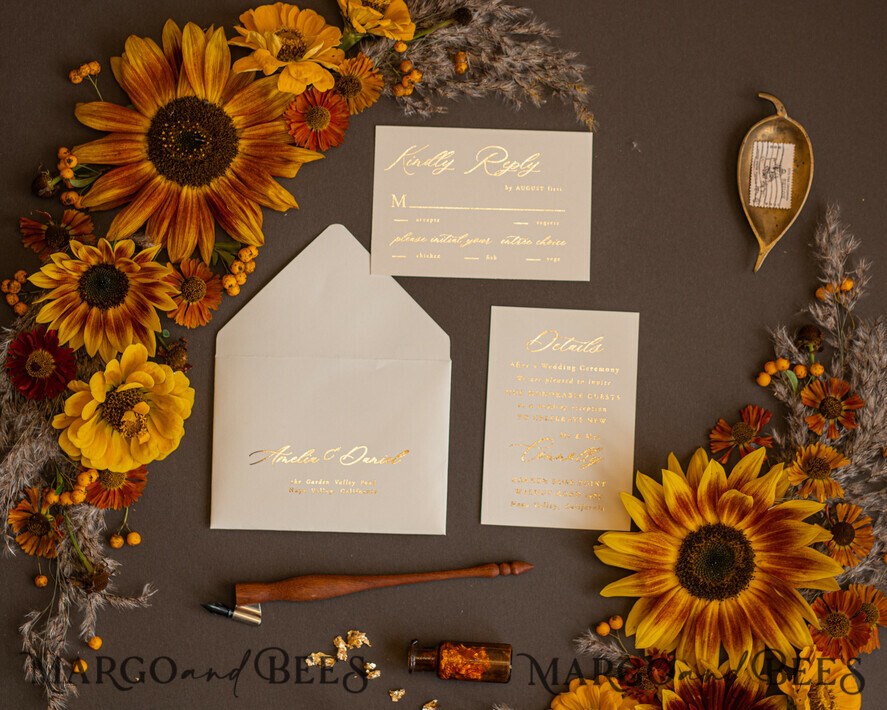 HOCHZEITS EINLADUNGEN Gold / Roségold / Silber / Glitzer Luxuriöse Goldfolien-Hochzeitseinladungen, romantische Sommerhochzeits-Papeterie, elegante goldene Sonnenblumen-Hochzeitseinladungen, glamouröse nude Hochzeitspapeterie.