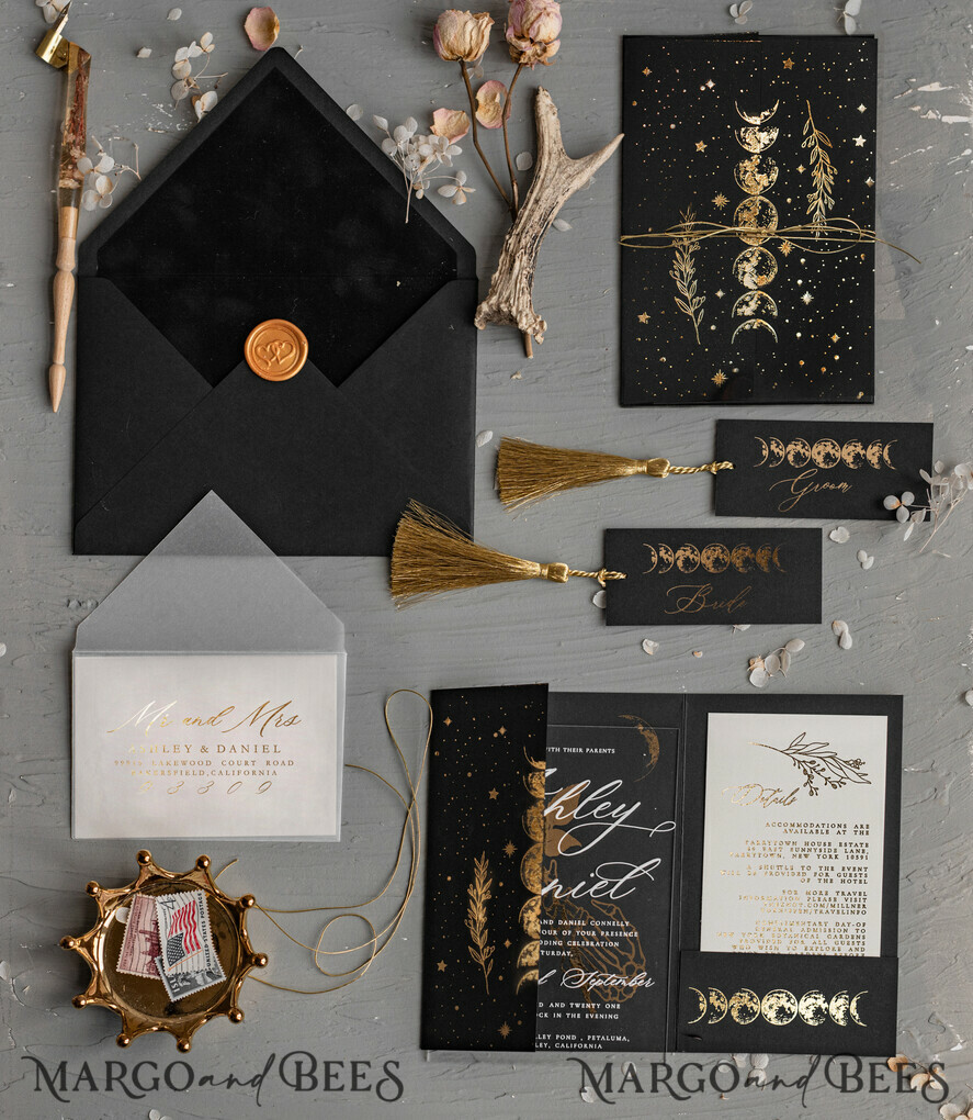 HOCHZEITS EINLADUNGEN Gold / Roségold / Silber / Glitzer Halloween-Mondphasen-Hochzeitseinladungen-Set, schwarze Einladungen, gruselige Halloween-Einladungen, gothische Hochzeitseinladungskarten, Skelett-Hochzeitsset in Schwarz und Gold.