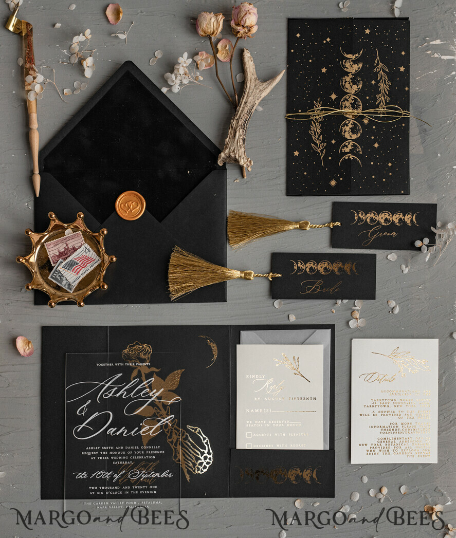 HOCHZEITS EINLADUNGEN Gold / Roségold / Silber / Glitzer Halloween-Mondphasen-Hochzeitseinladungen-Set, schwarze Einladungen, gruselige Halloween-Einladungen, gothische Hochzeitseinladungskarten, Skelett-Hochzeitsset in Schwarz und Gold.