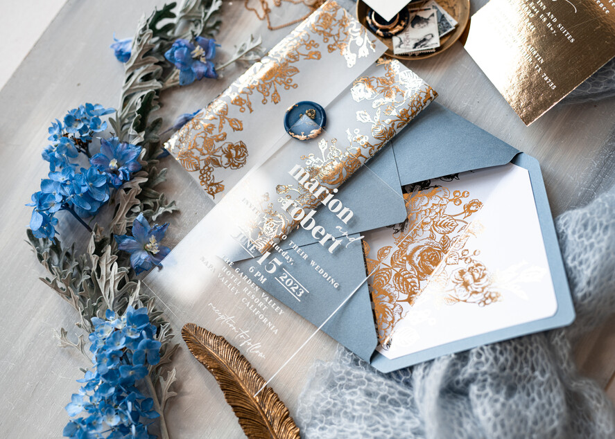 HOCHZEITS EINLADUNGEN Gold / Roségold / Silber / Glitzer Maßgeschneiderte Acryl-Eisblau-Hochzeitseinladung, Glamour staubige blaue Hochzeitseinladungen, moderne goldene Plexi-Hochzeitseinladung Suite, Boho Glam Hochzeitseinladungen mit Wachssiegel.