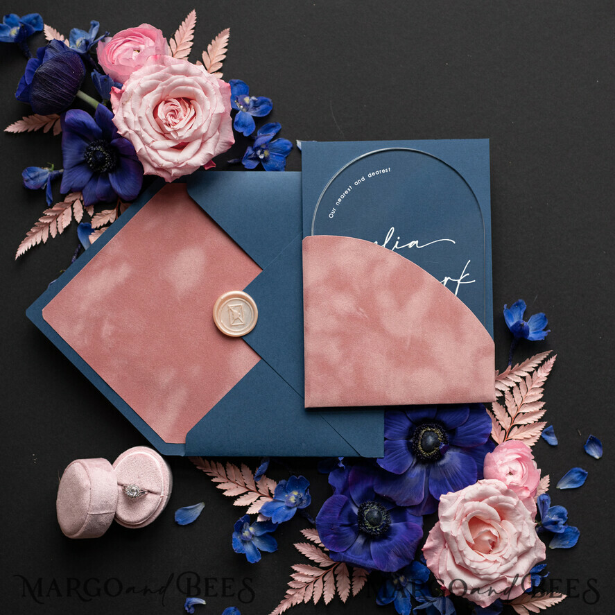 HOCHZEITS EINLADUNGEN Gold / Roségold / Silber / Glitzer Arch Gold Acryl Hochzeits Einladung Suite, Samt Pocket in Blush Pink und Navy Blue Hochzeits Einladungen, Glamour Hochzeits Einladungen