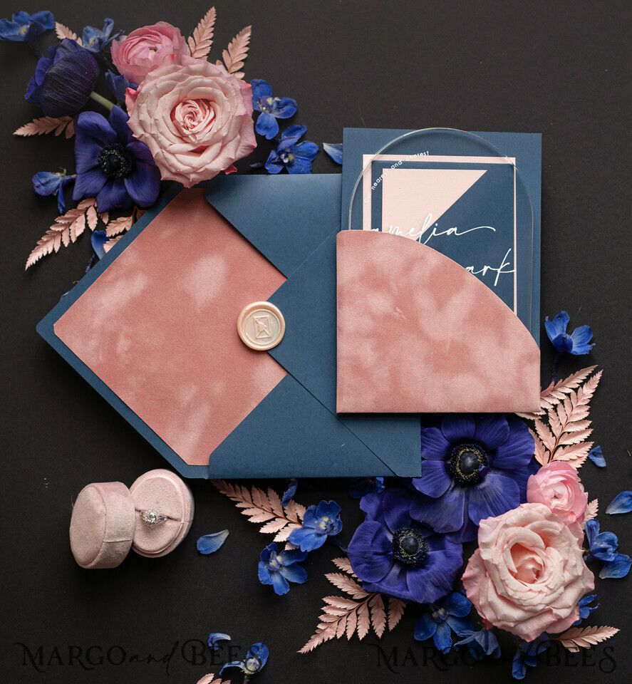 HOCHZEITS EINLADUNGEN Gold / Roségold / Silber / Glitzer Arch Gold Acryl Hochzeits Einladung Suite, Samt Pocket in Blush Pink und Navy Blue Hochzeits Einladungen, Glamour Hochzeits Einladungen