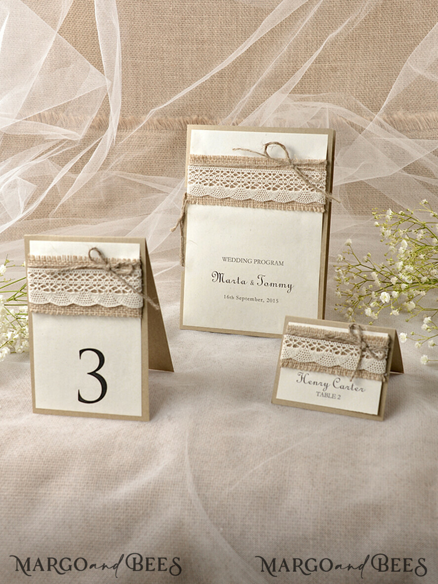 MENÜ & PROGRAMME  
 rustikal Ecru Rustikales Hochzeitsprogramm mit Spitze, Scheunenhochzeitsprogramm, Eco-romantische personalisierte Karten mit Schnur, einfaches rustikales Spitzenhochzeitsprogramm, elegantes Heft rustikale Hochzeitskarten