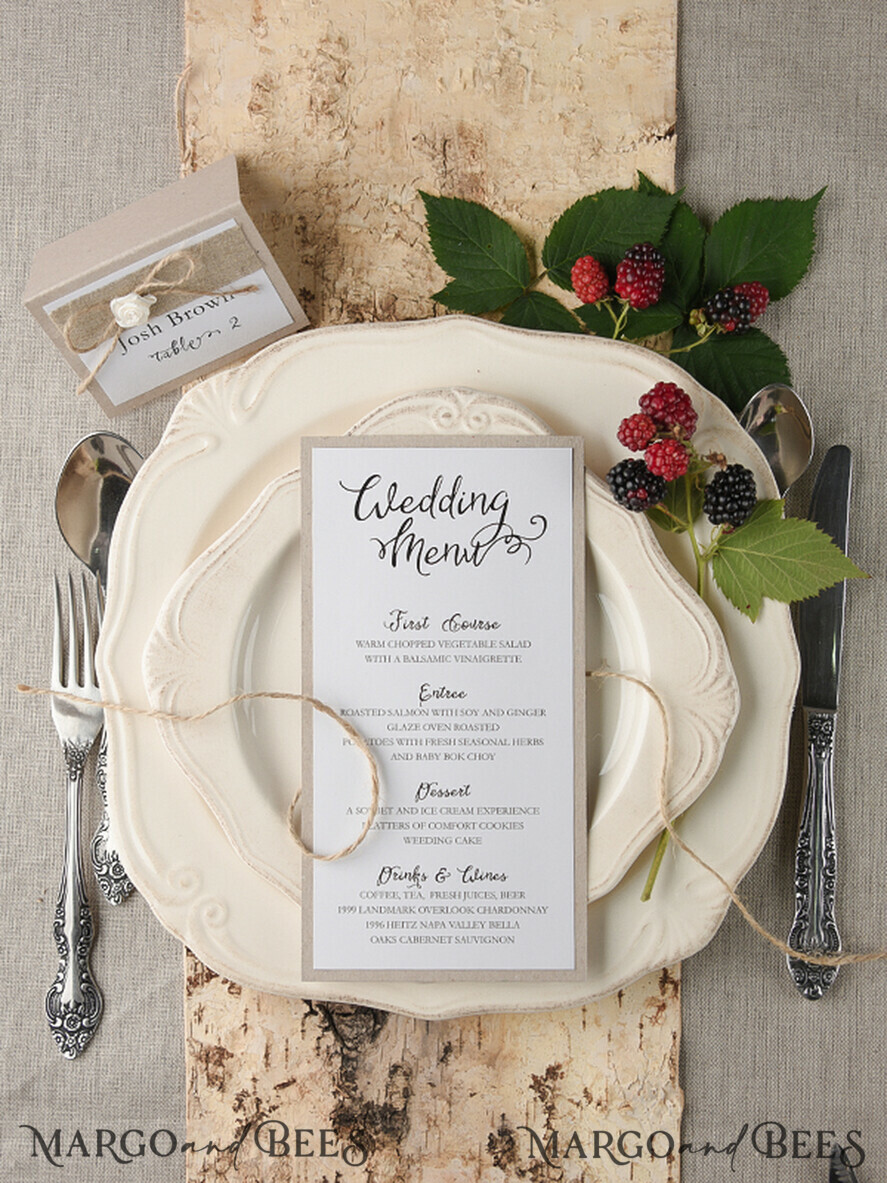 MENÜ & PROGRAMME  
 rustikal und Spitze Rustikales Hochzeitsmenü mit Jute-Schnur, Hochzeitsdinner-Menü für die Scheune, öko-romantische personalisierte Karten, Kraft-Hochzeitsmenü, einfaches rustikales Hochzeitsmenü, elegante ecrufarbene Hochzeitsmenü-Karten.