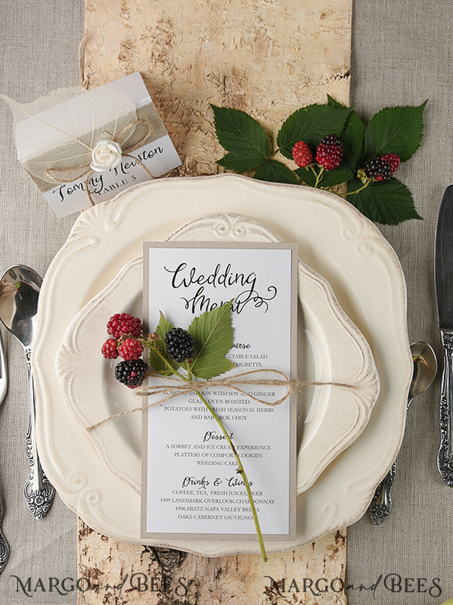 MENÜ & PROGRAMME  
 rustikal und Spitze Rustikales Hochzeitsmenü mit Jute-Schnur, Hochzeitsdinner-Menü für die Scheune, öko-romantische personalisierte Karten, Kraft-Hochzeitsmenü, einfaches rustikales Hochzeitsmenü, elegante ecrufarbene Hochzeitsmenü-Karten.