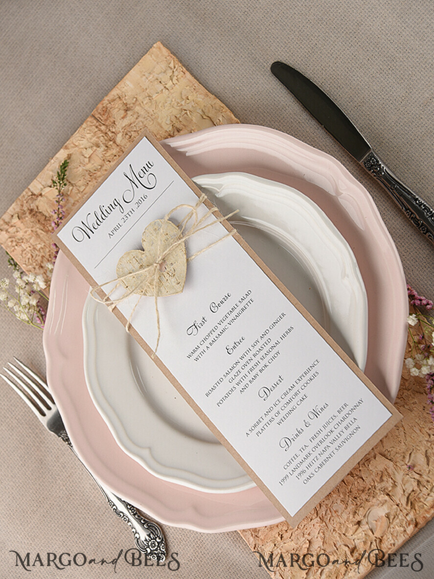 MENÜ & PROGRAMME  
 rustikal und Spitze Rustikales Hochzeitsmenü mit Spitze, Barn Hochzeit Dinner Menü, Eco romantische personalisierte Karten mit Holzherz, Kraft Hochzeitsmenü, einfaches rustikales Hochzeitsmenü, elegante weiße Hochzeitsmenükarten