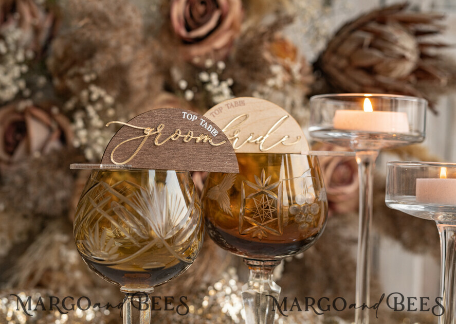 PLATZKARTEN / TISCHKARTEN  
 Acrylgold klar / Holz 3D Rustikale Bogen Tischkarten mit Ständer, moderne Holz Namenskarten, Premium Bogen goldene Sitzkarten, Holz Gold Spiegel Escortkarten, Boho natürliche Tischkarten