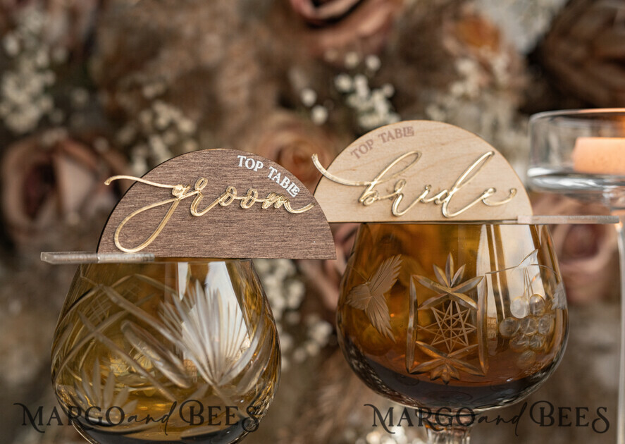 PLATZKARTEN / TISCHKARTEN  
 Acrylgold klar / Holz 3D Rustikale Bogen Tischkarten mit Ständer, moderne Holz Namenskarten, Premium Bogen goldene Sitzkarten, Holz Gold Spiegel Escortkarten, Boho natürliche Tischkarten