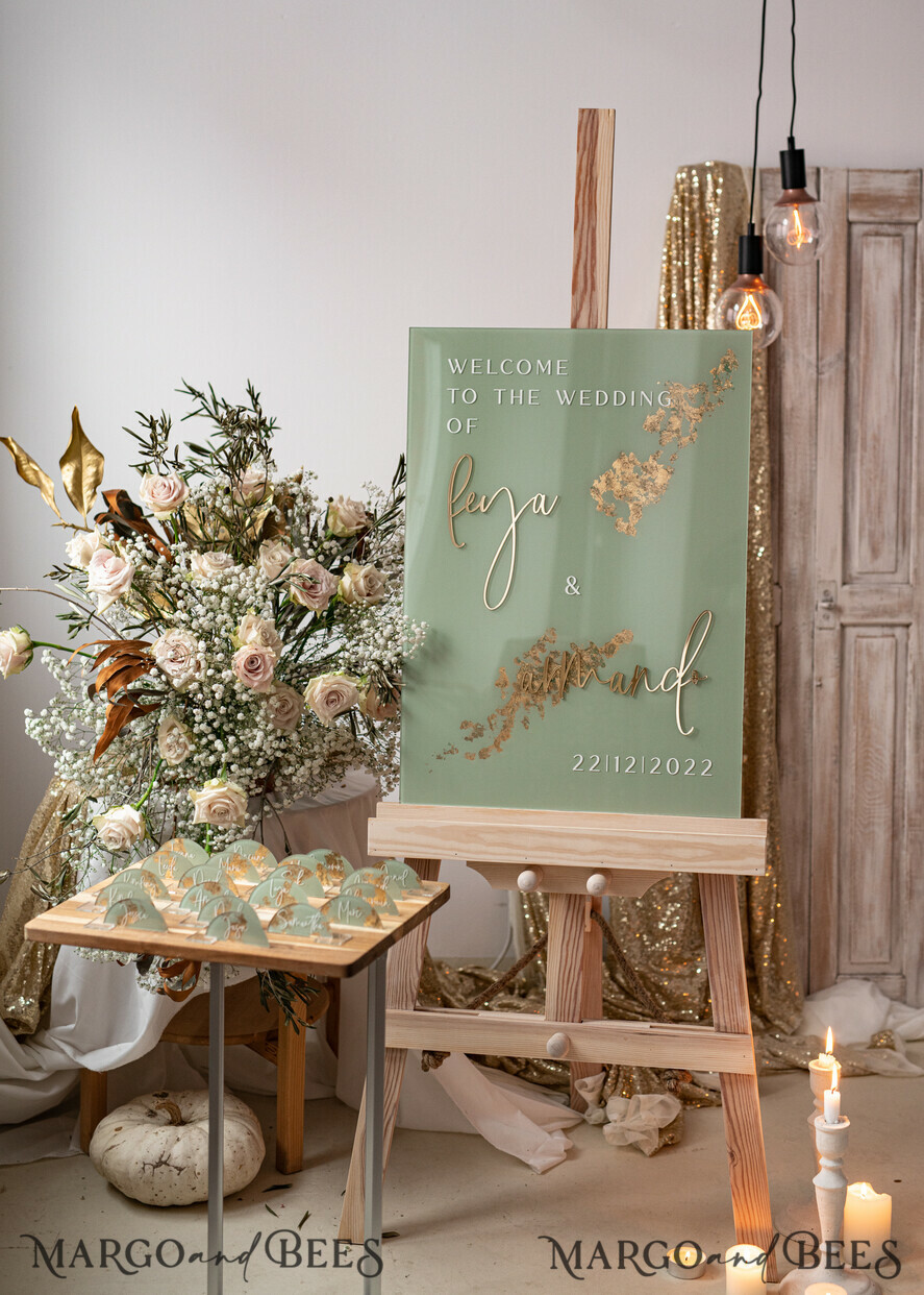 PLATZKARTEN / TISCHKARTEN  
 Acrylgold klar / Holz 3D Acrylbogen Salbeigrün Flachplatzkarte mit Stand, bemalte Acryl- und Gold-Flachplatzkarte, Grünpflanzen Gold Plexi Flachplatzkarte, Garten Luxus Hochzeits Tischdekoration