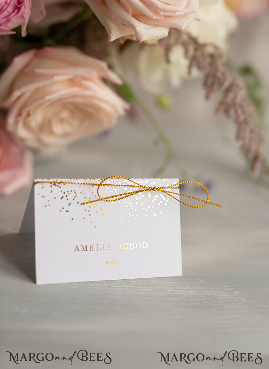 PLATZKARTEN / TISCHKARTEN  
 Luxus Premium Glitzer/ Gold/ Silber/ Roségold Goldfolie Hochzeitsplatzkarten, Weiße Hochzeitsbegleitkarten, mit goldener Schnur, Elegante Platzkarten, Tischnamenskarten, Personalisierte Hochzeitsdekoration, Bearbeitbarer Text