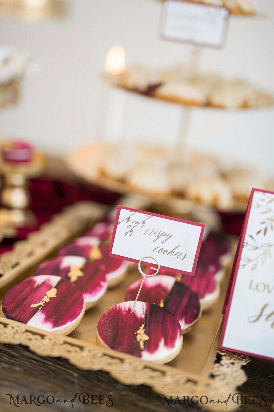 PLATZKARTEN / TISCHKARTEN  
 Luxus Premium Glitzer/ Gold/ Silber/ Roségold Burgunder Hochzeit Platzkarten, Weiße Karten mit Goldfolien-Druck, Romantische Hochzeitsnamensschilder, Marsala Hochzeitsbriefpapier, Luxus echte Goldfolien Hochzeit Platzkarte