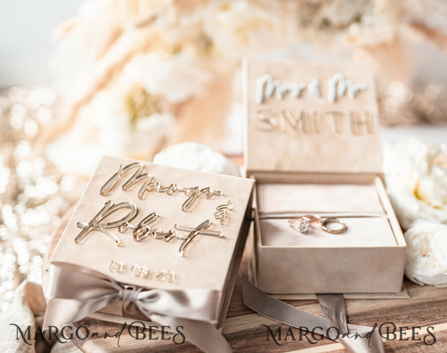 RINGTRÄGERBOXEN & KISSEN Samtkästchen für den Trauungszeremonie Beige Pink Goldene Samt Hochzeitsringbox für die Zeremonie, Ringbox für die Hochzeitszeremonie 3 Ringe Samt, Boho Glam Hochzeitsringboxen für ihn und sie, Luxus Samt Ringbox doppelt in benutzerdefinierten Farben.