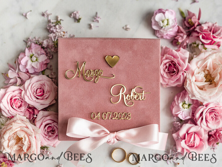 RINGTRÄGERBOXEN & KISSEN Samtkästchen für den Trauungszeremonie Ringbox für die Hochzeitszeremonie 3 Ringe, Blush Pink goldene Samt-Hochzeitsringbox für die Zeremonie, Boho Glam Hochzeitsringboxen für ihn und sie, luxuriöse Samt-Ringbox doppelt, maßgeschneiderte Farben.