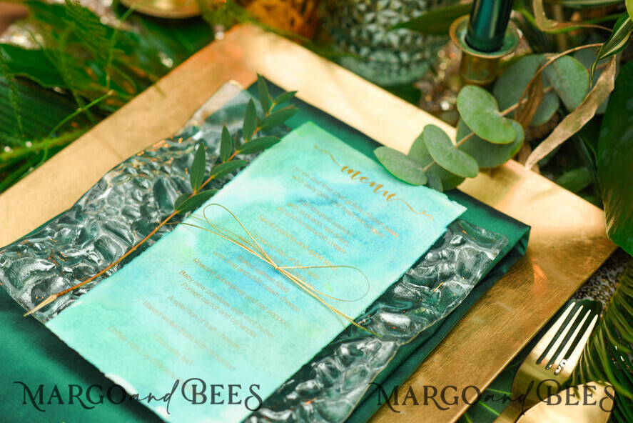MENÜ & PROGRAMME  
 Glitzer/ Luxus Premium Minimalistisches Aquarell Hochzeitsmenü, Einfach elegante grüne Menükarten mit goldener Schnur, Romantisches Dinner-Menü mit gezacktem Rand für eine grüne Hochzeit, Einzigartige Schreibwaren