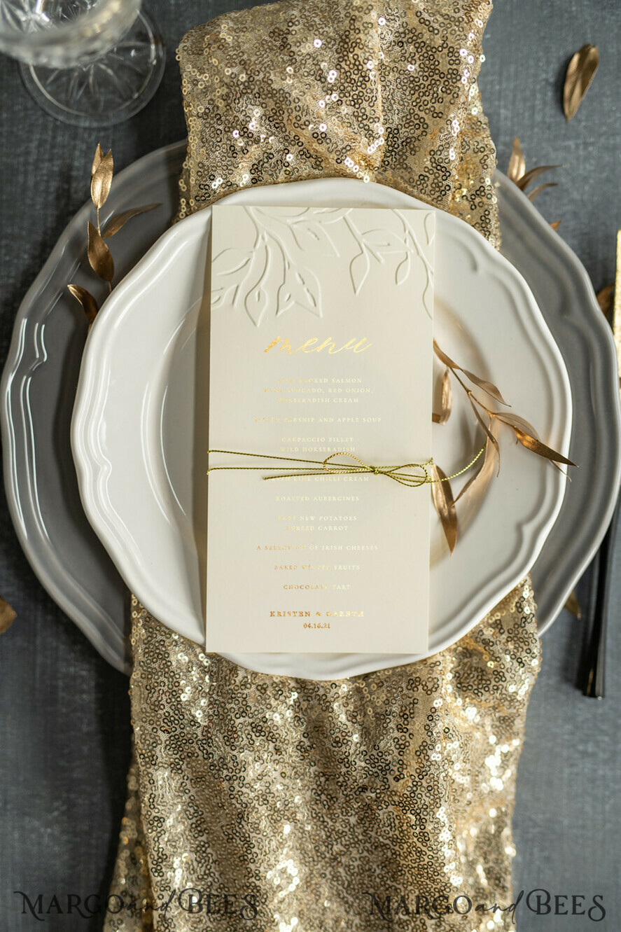 MENÜ & PROGRAMME  
 Glitzer/ Luxus Premium Prägierte Elfenbein-Hochzeitsmenüs, elegante Hochzeitsmenükarten mit floralem Motiv, luxuriöses Hochzeitsmenü mit Goldfolie, Blatt-Hochzeitsmenü mit Goldfolie und goldenem Zwirn.