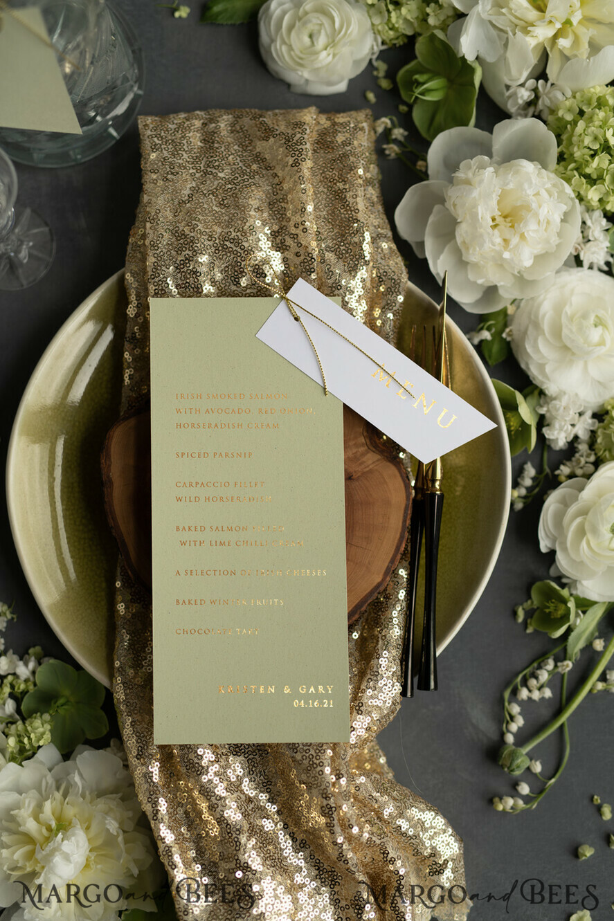 MENÜ & PROGRAMME  
 Glitzer/ Luxus Premium Luxuriöse maßgeschneiderte Goldfolien-Hochzeitsmenü, elegante salbeigrüne Hochzeitsmenü-Karten, glamouröses grünes goldenes Dinner-Menü, geometrisches Hochzeitsmenü mit goldenem Bindfaden.
