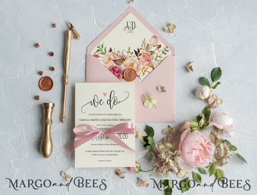 HOCHZEITS EINLADUNGEN Moderne Einladungen Florale Karten Rosa Hochzeitskarten, florale Hochzeitskarten, florale Hochzeitspapeterie, florale Hochzeitsaccessoires, rosa Umschlag, rosa Band, rosa Schleife, Kalligrafie, Wir sagen Ja Hochzeitskarten, ecru Hochzeitskarten, Pfingstrosen Hochzeitskarten, ecru Hochzeitspapeterie, Pfingstrosen, Frühlingsblumen, Frühlingshochzeitskarten, Blätter, moderne Hochzeitskarten, Frühlingshochzeit, romantische Hochzeitskarten, Aquarell Hochzeitskarten, Aquarell.