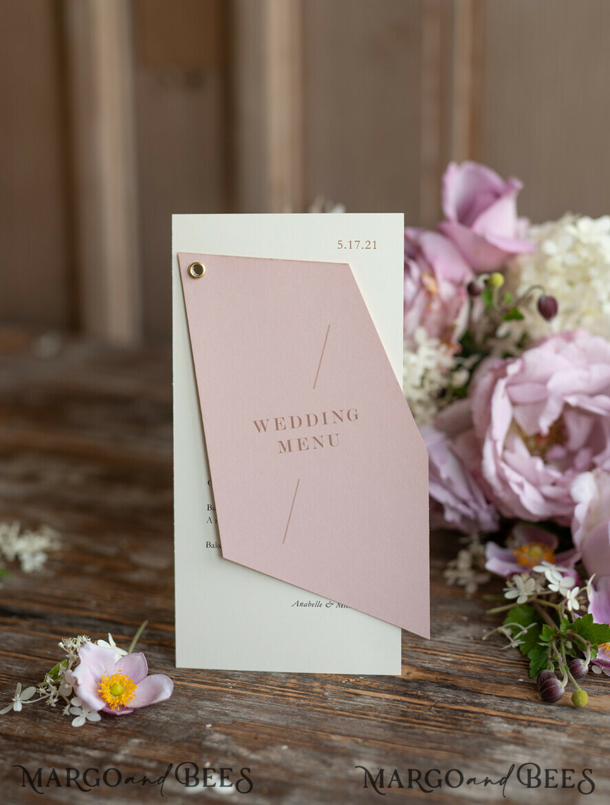 MENÜ & PROGRAMME  
 romantisch Geometrisches minimalistisches Hochzeitsmenü, individuelle Blush- und Elfenbein-Doppelt-Menükarten, modernes handgefertigtes geometrisches Hochzeitsmenü, einfaches rosa und ecrufarbenes Hochzeitsmenükarten.