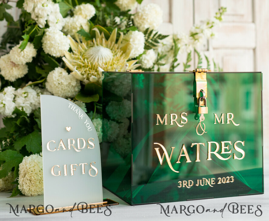 KARTONBOXEN  
 Acrylkartenbox Elegante smaragdgrüne Hochzeitsset Acryl-Kartenbox mit Schloss und Schild für Karten & Geschenke, personalisierte Hochzeitskartenbox, Acryl-Hochzeitskartenbox mit Deckel in Grün.