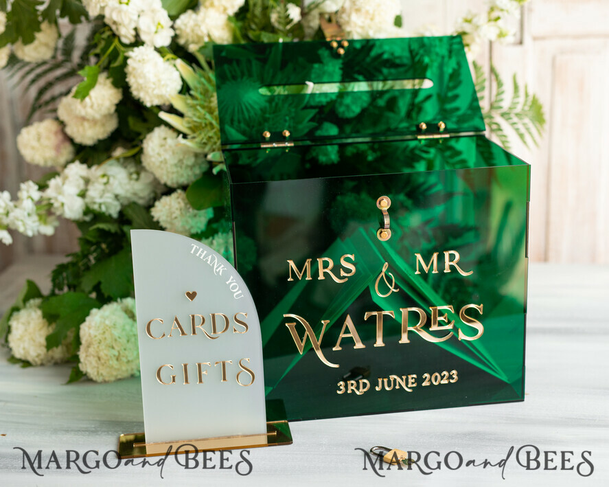 KARTONBOXEN  
 Acrylkartenbox Elegante smaragdgrüne Hochzeitsset Acryl-Kartenbox mit Schloss und Schild für Karten & Geschenke, personalisierte Hochzeitskartenbox, Acryl-Hochzeitskartenbox mit Deckel in Grün.