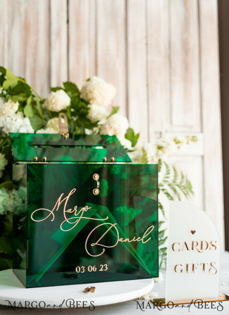 KARTONBOXEN  
 Acrylkartenbox Elegante smaragdgrüne Hochzeitsset Acryl-Kartenbox mit Schloss und Schild für Karten & Geschenke, personalisierte Hochzeitskartenbox, Acryl-Hochzeitskartenbox mit Deckel in Grün.