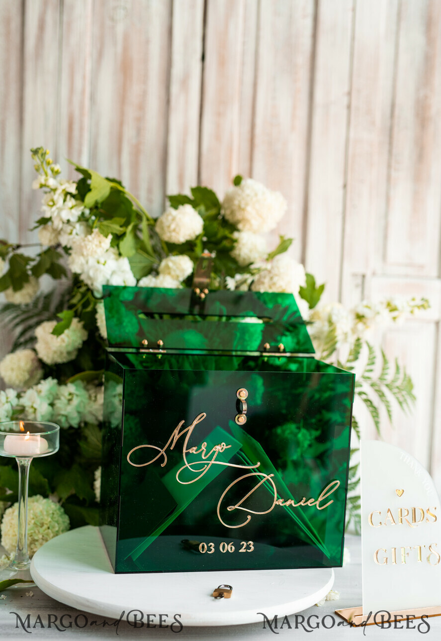KARTONBOXEN  
 Acrylkartenbox Elegante smaragdgrüne Hochzeitsset Acryl-Kartenbox mit Schloss und Schild für Karten & Geschenke, personalisierte Hochzeitskartenbox, Acryl-Hochzeitskartenbox mit Deckel in Grün.