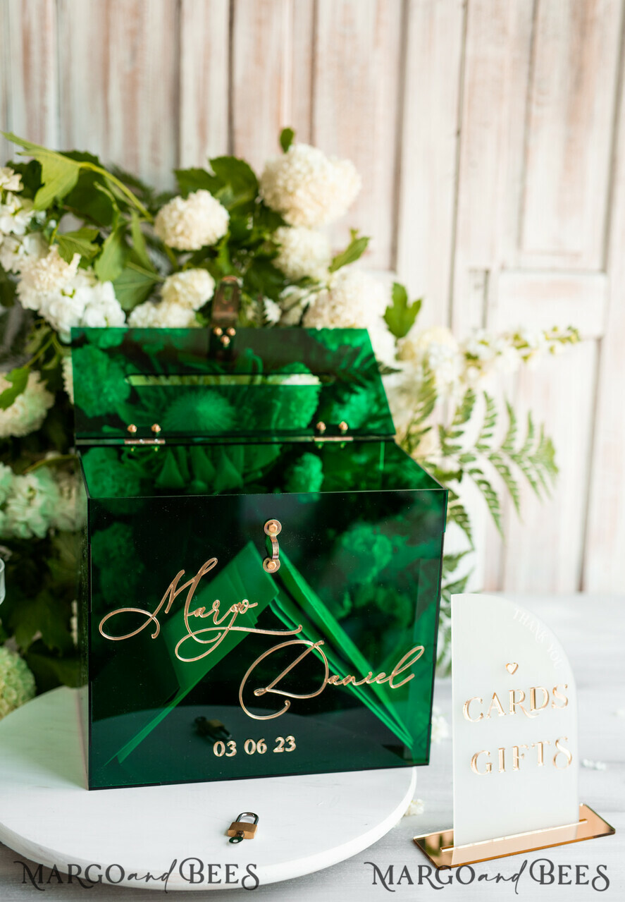 KARTONBOXEN  
 Acrylkartenbox Elegante smaragdgrüne Hochzeitsset Acryl-Kartenbox mit Schloss und Schild für Karten & Geschenke, personalisierte Hochzeitskartenbox, Acryl-Hochzeitskartenbox mit Deckel in Grün.