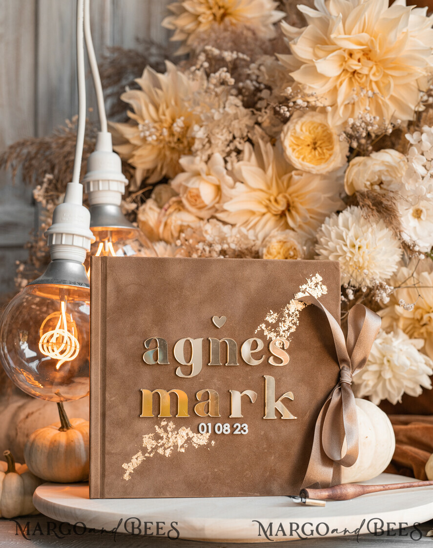 HOCHZEITS-GÄSTEBÜCHER Instax Sofortbildbuch Herbst beige Gold Acryl Hochzeitsgästebuch personalisiert und Acrylschild-Set, Tan Taupe Samt Sofortbildbuch Boho Elegant Instax Hochzeitsfotogästebuch, Erdtönige Acryl Instax Gästebuchschild, Neutraler Samt Fotobuch.