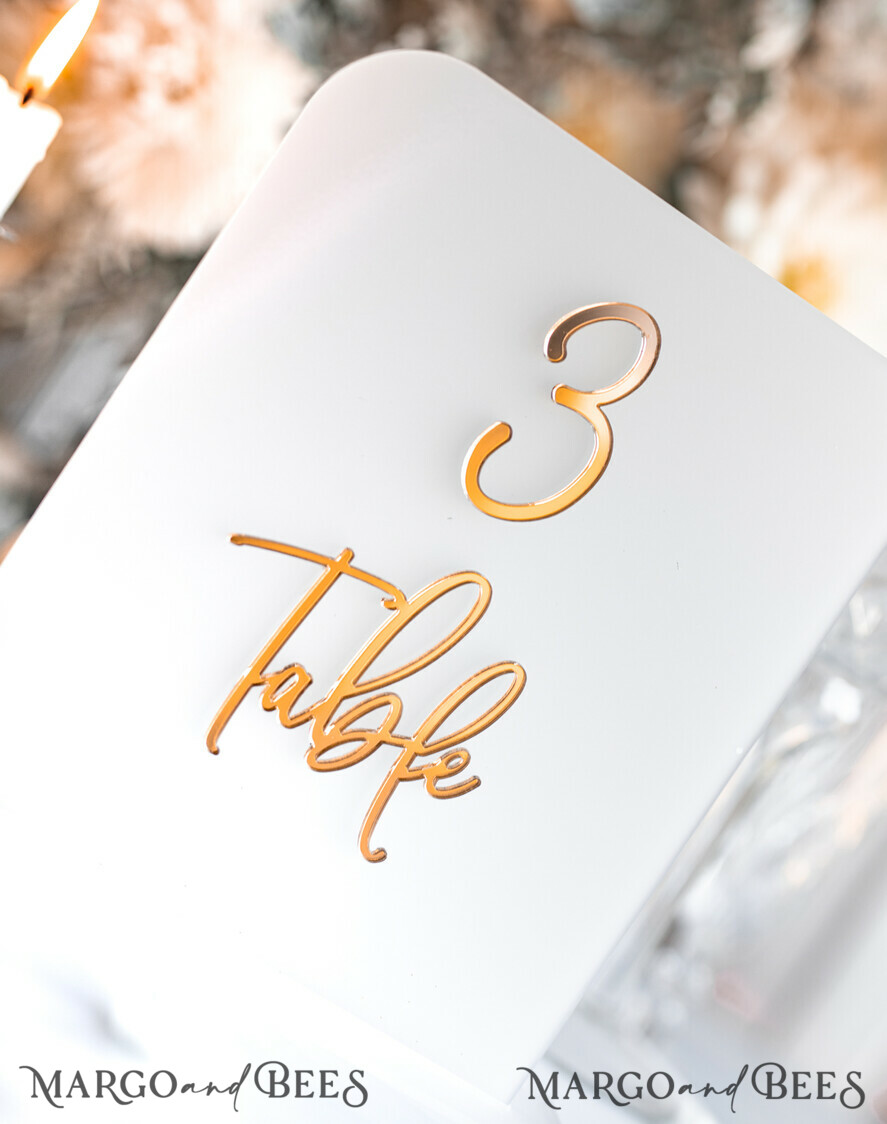 TISCHDEKORATIONSCHILDER   Acryl Tischdekoration Zahlen Acryl gefrorene Tischnummern, frosted Acryl und goldenes Schild, goldene Plexi-Tischnummern, luxuriöse Hochzeits-Tischdekoration, Hochzeitsbeschilderung goldene Spiegel-Tischnummern