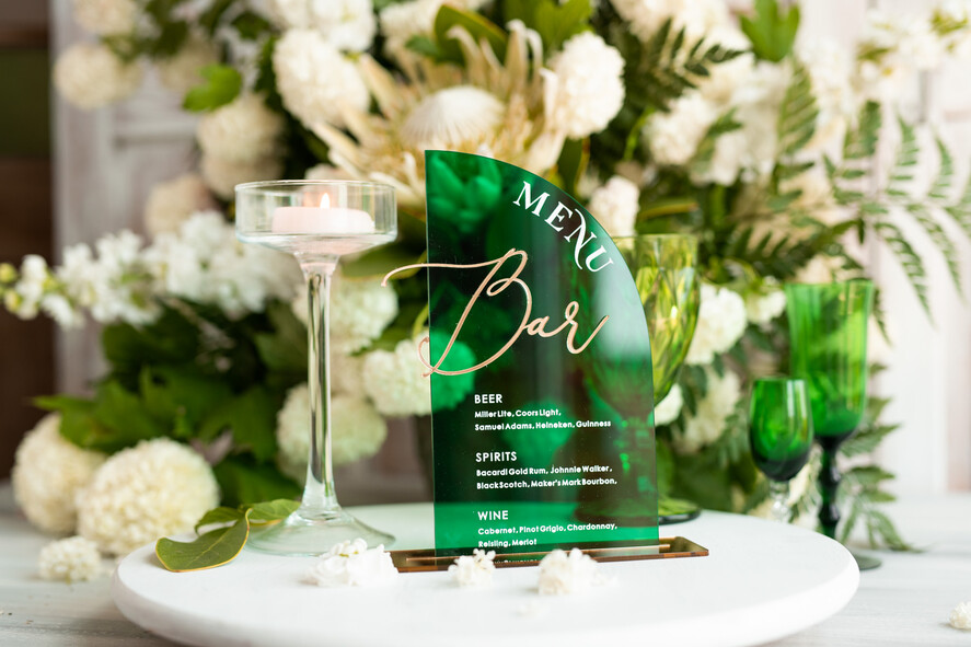 TISCHDEKORATIONSCHILDER   Acryl Tischdekoration Zahlen Acryl Halbbogen Grün Bar Menü, Transparentes Acryl und Gold Bar Menü, Grün Gold Plexi Getränk Bar Menü, Grünes Luxus Getränk Bar Tischdeko, Botanische Hochzeit
