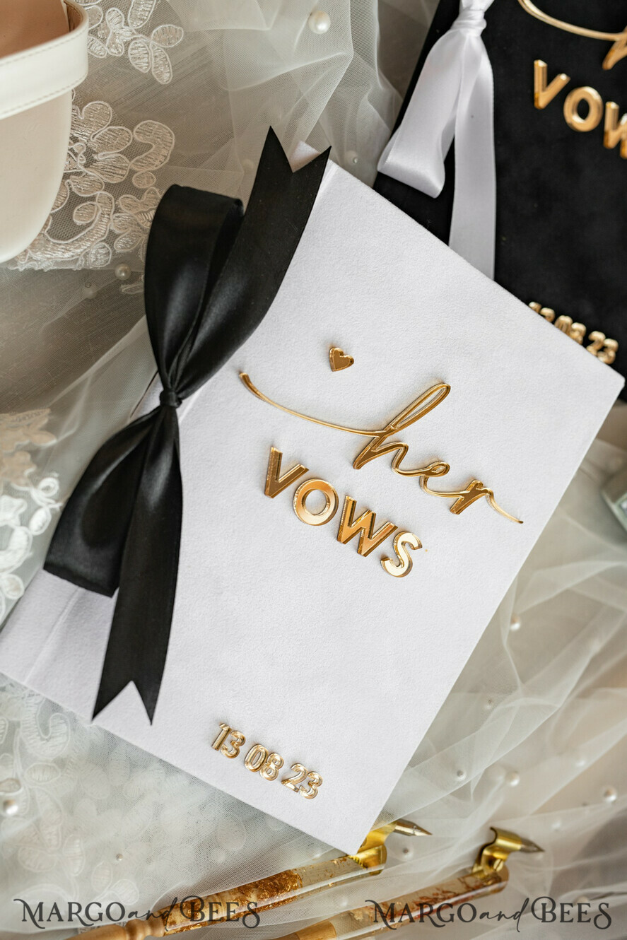 HOCHZEITSVERSPRECHEN  
 Acrylklar Gold Elegante klassische Braut und Bräutigam Gelübde-Bücher, Schwarz Weiß Gold Hochzeitsgelübde-Bücher Set aus zwei, Samt personalisierte Gelübde-Heftchen, Goldener Spiegel sein und ihr Gelübde-Bücher, Acryl Seine Ihre Gold benutzerdefinierte Hochzeitsgelübde-Boxen, Brautparty Geschenk.