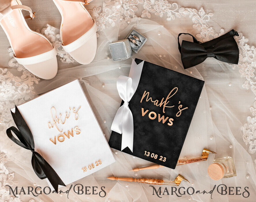 HOCHZEITSVERSPRECHEN  
 Acrylklar Gold Elegante klassische Braut- und Bräutigam-Eidbücher, Schwarz-Weiß-Gold-Hochzeits-Eidbücher im Set von zwei, personalisierte Samt-Eidhefte, goldene Spiegel-Eidbücher für ihn und sie, Acryl-Eidkästen für ihn und sie in Gold, Geschenk zur Brautparty