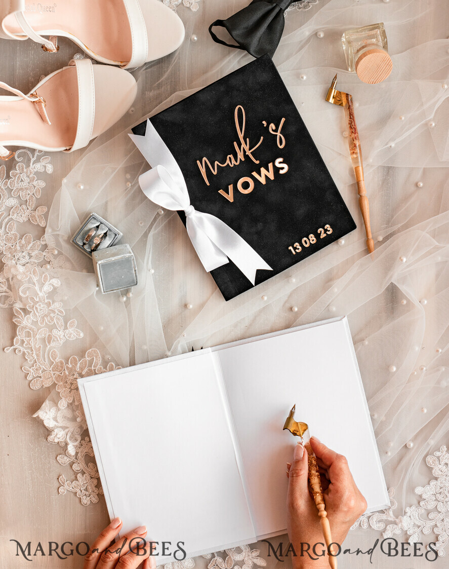 HOCHZEITSVERSPRECHEN  
 Acrylklar Gold Elegante klassische Braut- und Bräutigam-Eidbücher, Schwarz-Weiß-Gold-Hochzeits-Eidbücher im Set von zwei, personalisierte Samt-Eidhefte, goldene Spiegel-Eidbücher für ihn und sie, Acryl-Eidkästen für ihn und sie in Gold, Geschenk zur Brautparty