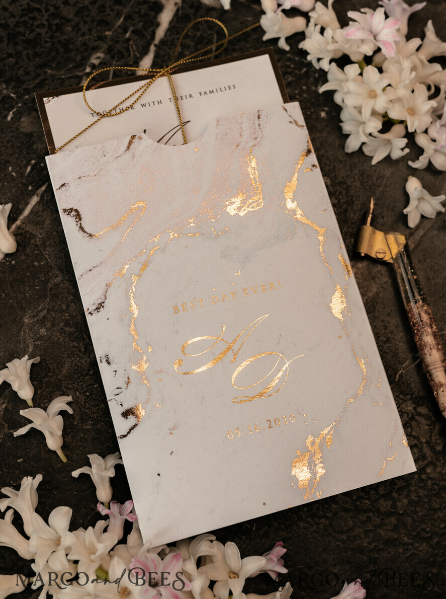 PROBENNEHMESERVICE
 Muster
 Gold-Marmor-Hochzeitseinladung Muster, luxuriöses handgefertigtes Musterset, Goldfolien-Hochzeitseinladung, Pocket-Marmor-Goldeinladungen Musterset