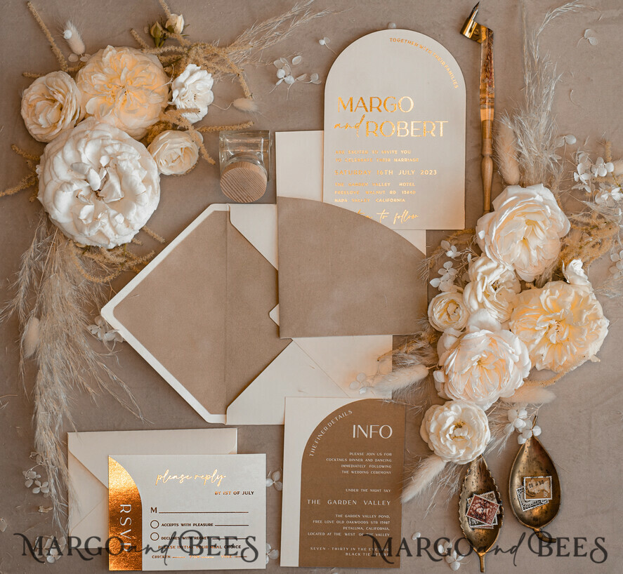 PROBENNEHMESERVICE
 Muster
 Elfenbein Gold Hochzeits Einladung Muster, handgemachtes Musterset, Beige Samt und Goldfolie Hochzeits Einladung, Glamour Einladungen Musterset