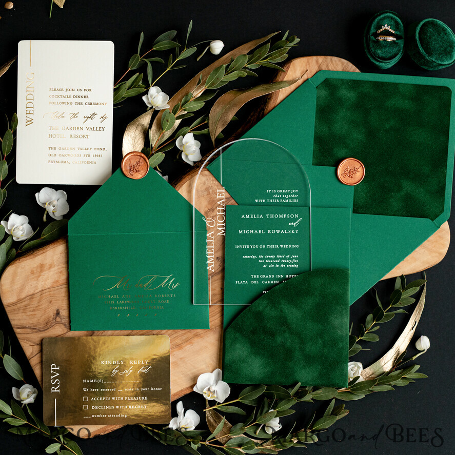 PROBENNEHMESERVICE
 Muster
 Grüne Hochzeits Einladung Muster, handgemachtes Musterset, Grüne Samt und Gold Hochzeits Einladung, Klare Acryl Einladungen Musterset.