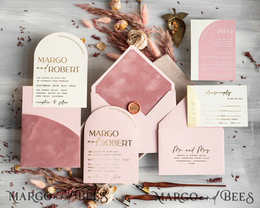 PROBENNEHMESERVICE
 Muster
 Staubige Rose Hochzeits-Einladung Muster, handgemachtes Muster-Set, rosa Samt und Goldfolie Hochzeits-Einladung, zartrosa Einladungen Muster-Set