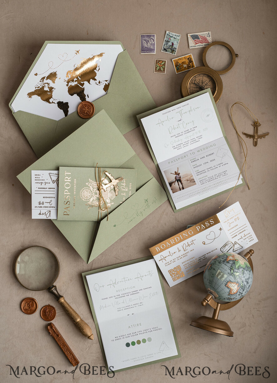 PROBENNEHMESERVICE
 Muster
 Muster, maßgeschneidertes Musterset Gold Salbeigrün Pass Hochzeitseinladung, Goldene Hochzeitskarten Boarding Pass, Grün Reise Pass Hochzeitseinladungen im Ausland, Hochzeitskarten für das Reiseziel Griechenland, Toskana Reisekarten Hochzeitsstationery Italien Weltkarte.